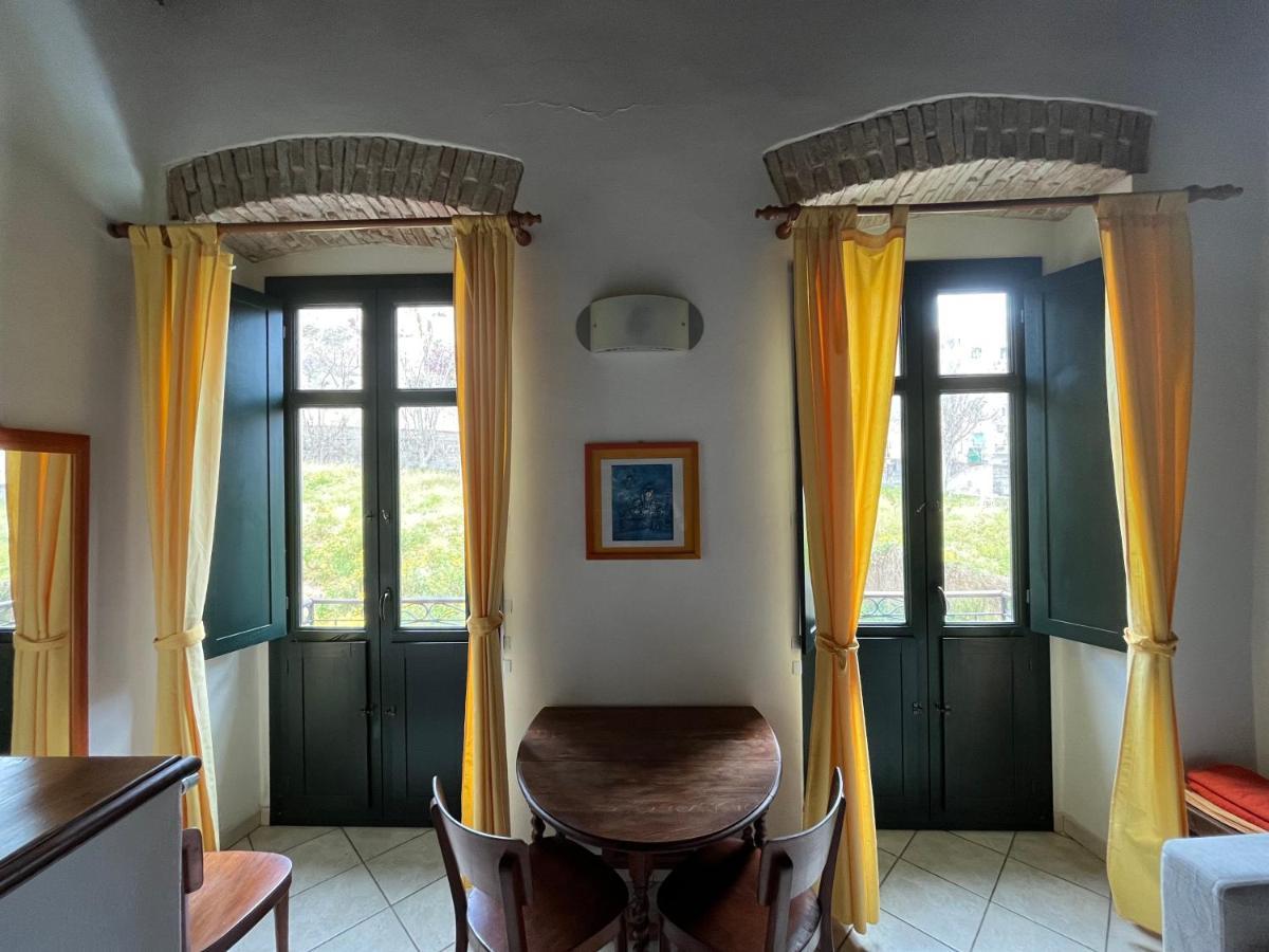 La Casa Gialla Cagliari Exterior foto