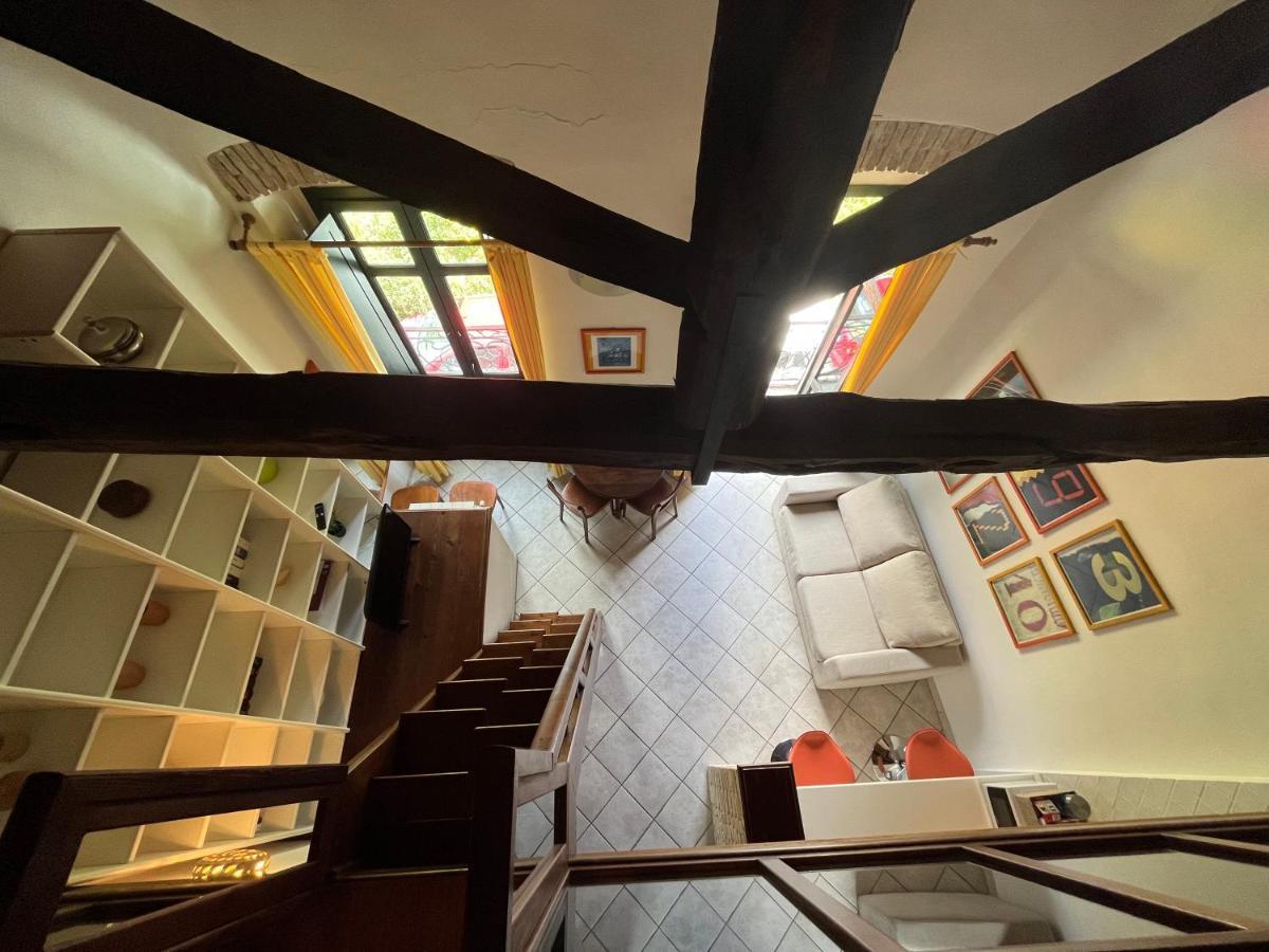 La Casa Gialla Cagliari Exterior foto